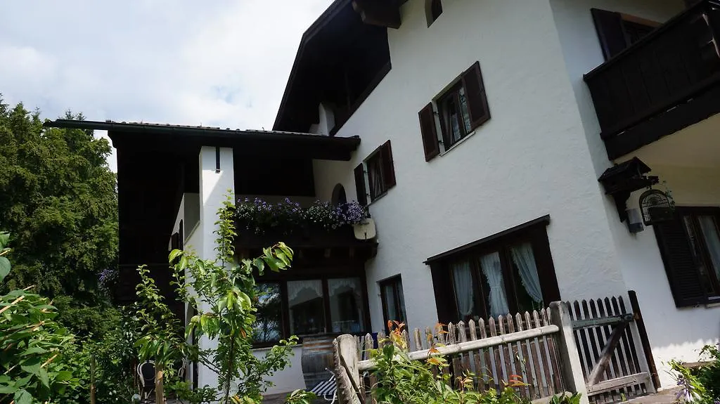 Gästehaus Brigitte Garmisch-Partenkirchen 0*,